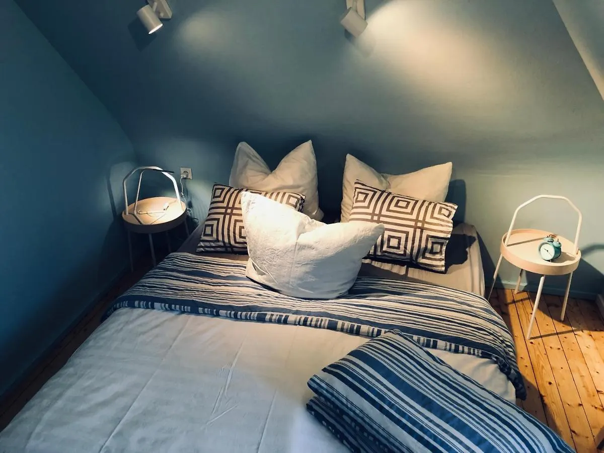 Guest house Blaues Zimmer Mit Grossem Balkon, Bad Ist Ein Traum, 50 Schritte Zum Radweg Am Main,Ideal For Short Stay Mainstockheim Germany